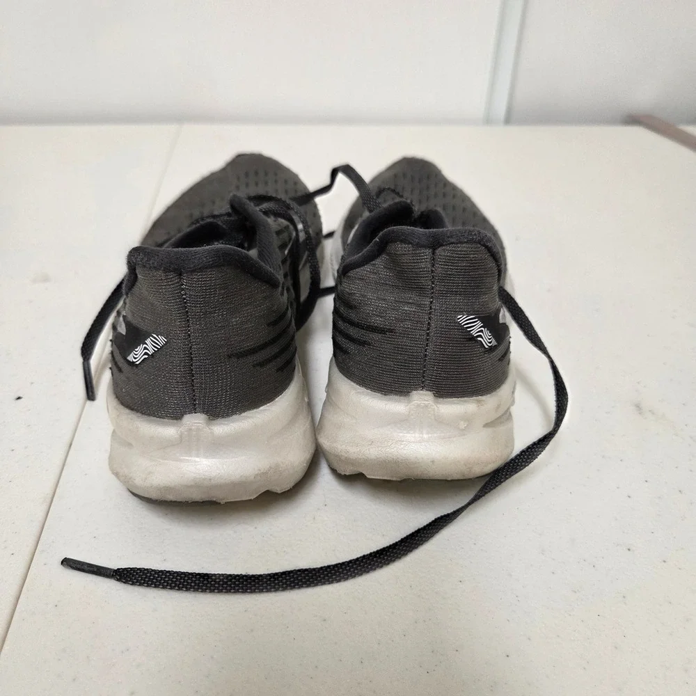 Brooks brand model